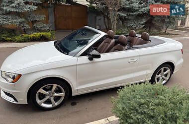 Кабриолет Audi A3 2015 в 
