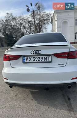 Седан Audi A3 2015 в 