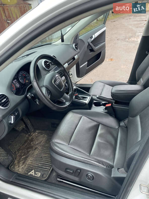 Хэтчбек Audi A3 2012 в Львове
