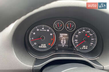 Хэтчбек Audi A3 2012 в 