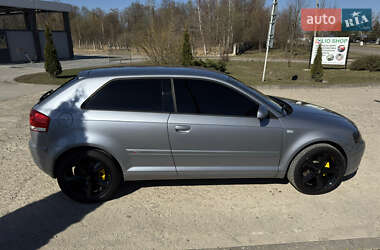 Хетчбек Audi A3 2006 в 