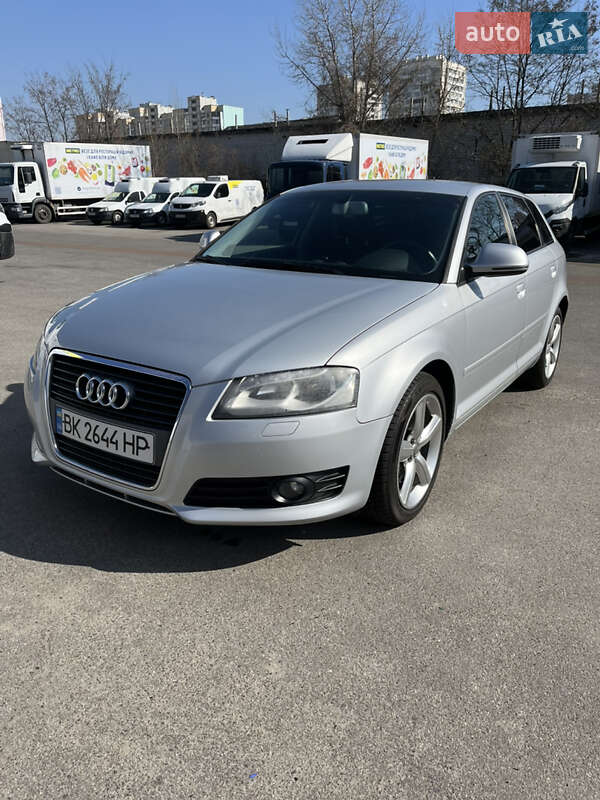 Хэтчбек Audi A3 2009 в Киеве