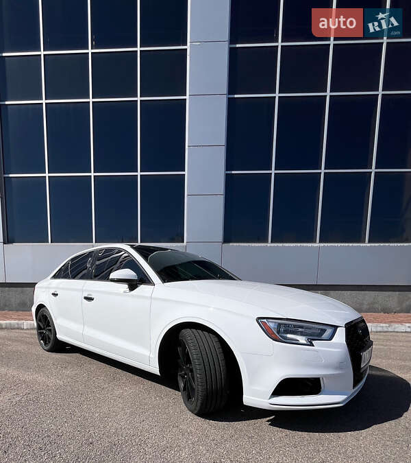 Седан Audi A3 2016 в Белой Церкви