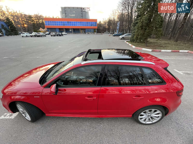 Хетчбек Audi A3 2016 в Харкові
