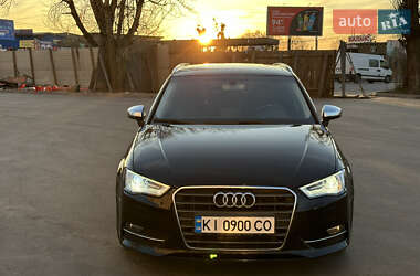 Хэтчбек Audi A3 2016 в 