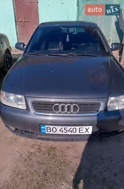 Хэтчбек Audi A3 2002 в Кременце