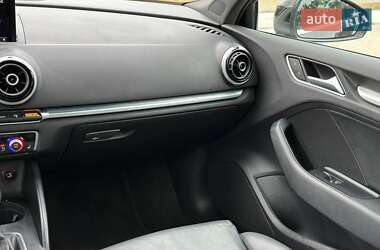 Седан Audi A3 2014 в 