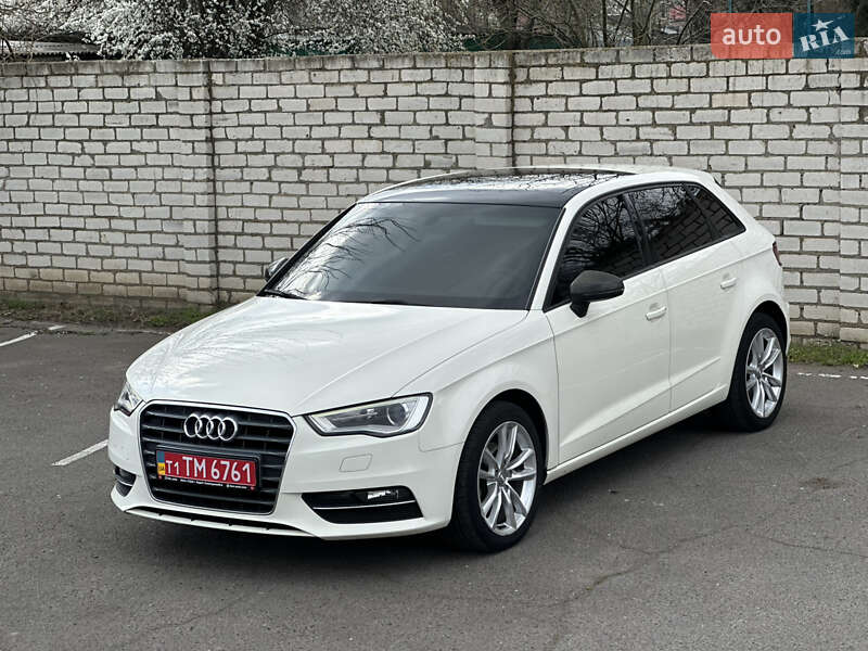 Хэтчбек Audi A3 2015 в Одессе