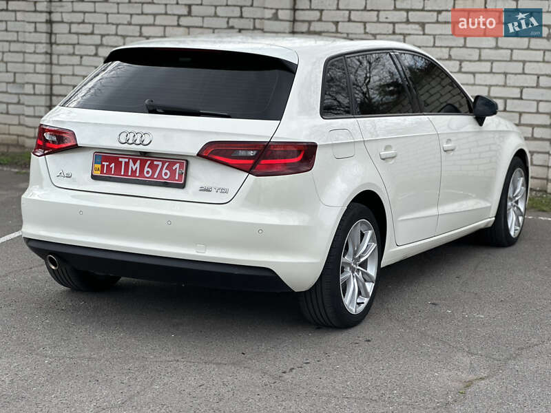 Хэтчбек Audi A3 2015 в Одессе