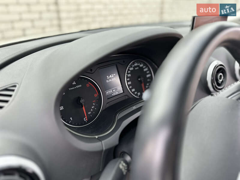 Хэтчбек Audi A3 2015 в Одессе