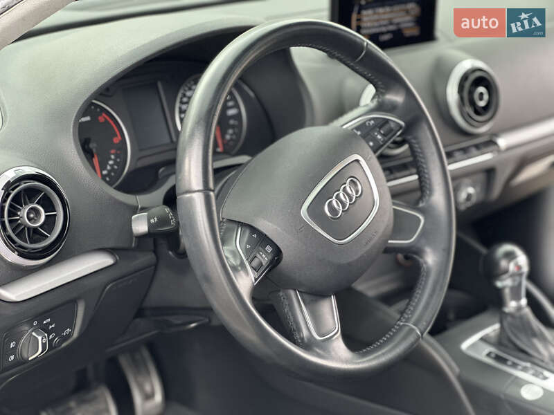 Хэтчбек Audi A3 2015 в Одессе