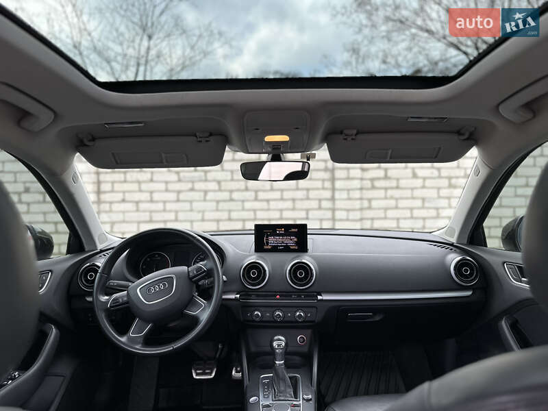 Хэтчбек Audi A3 2015 в Одессе