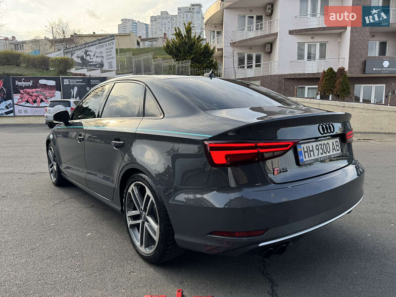 Седан Audi A3 2016 в Одессе