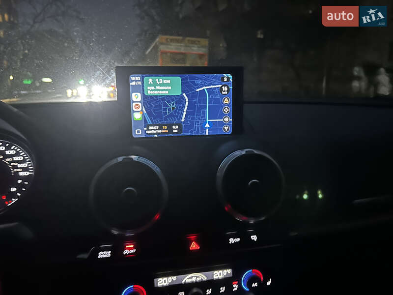 Седан Audi A3 2017 в Киеве