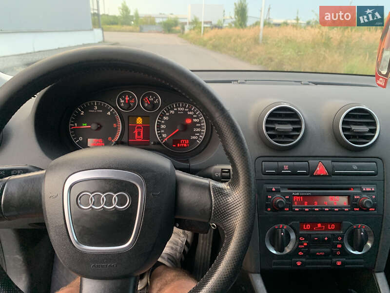 Хэтчбек Audi A3 2006 в Хусте