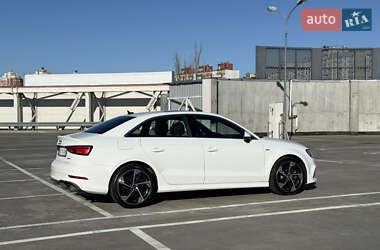 Седан Audi A3 2019 в 