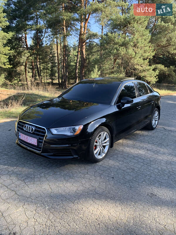 Седан Audi A3 2015 в 