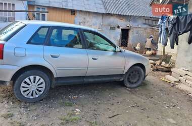 Хэтчбек Audi A3 2002 в 