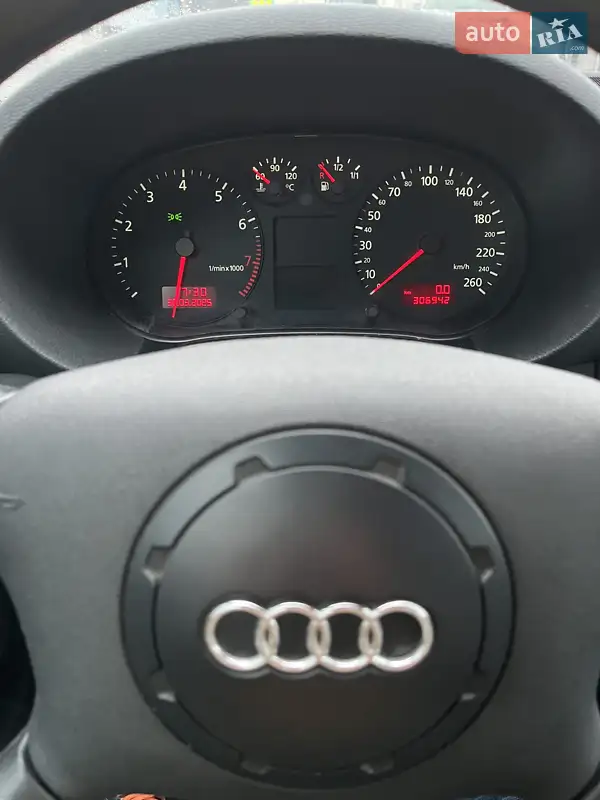 Audi A3 2000 VIN WAUZZZ8LZYA143082 фото оголошення 9 з 52