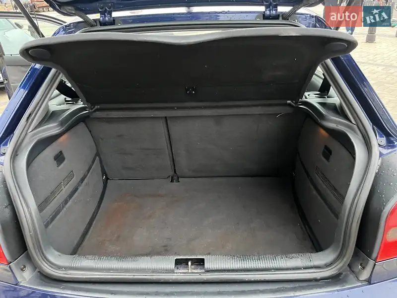 Audi A3 2000 VIN WAUZZZ8LZYA143082 фото оголошення 14 з 52