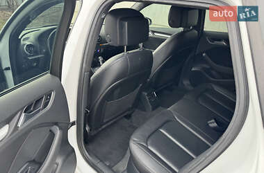 Хэтчбек Audi A3 2016 в 
