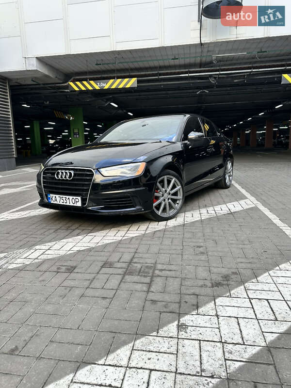 Седан Audi A3 2015 в Киеве