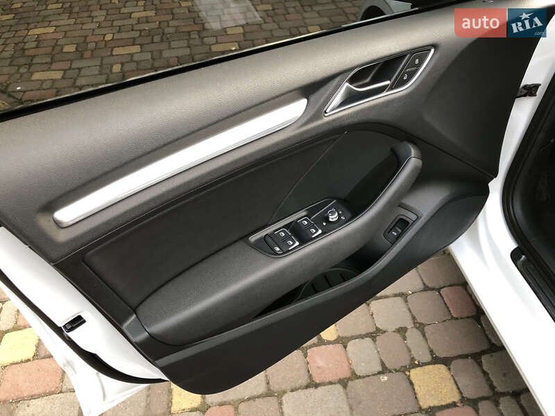 Седан Audi A3 2014 в Києві
