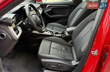 Седан Audi A3 2022 в 