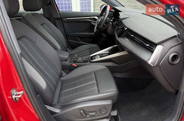 Седан Audi A3 2022 в 