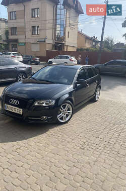 Хэтчбек Audi A3 2012 в 
