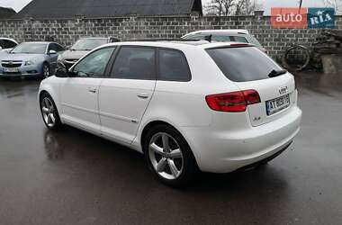 Хэтчбек Audi A3 2010 в 