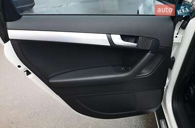Хэтчбек Audi A3 2010 в 