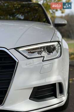 Седан Audi A3 2018 в 