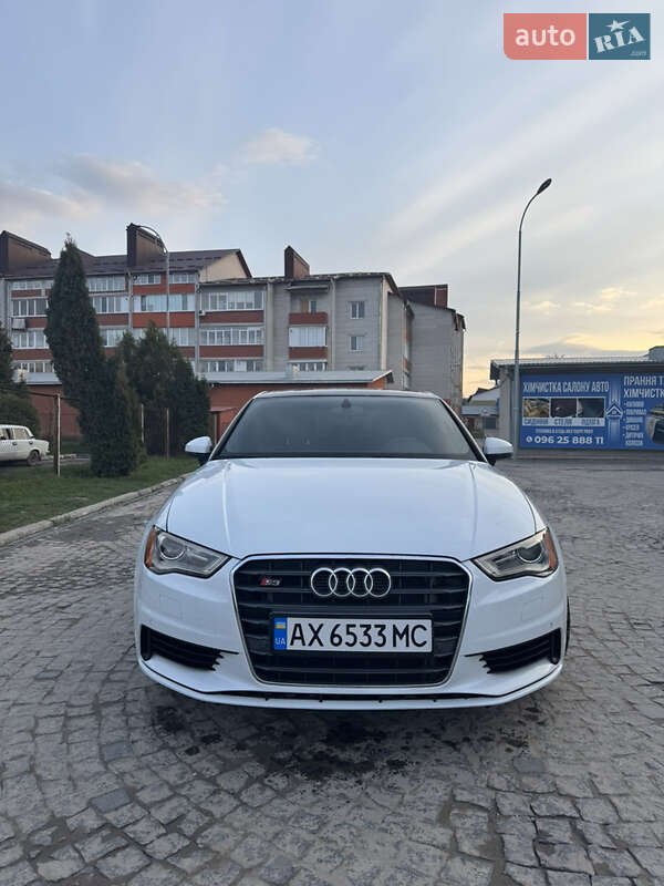 Седан Audi A3 2014 в Тернополі