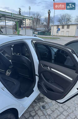 Седан Audi A3 2014 в 