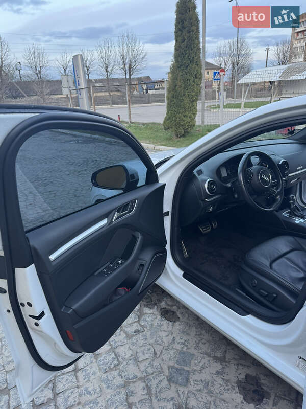 Седан Audi A3 2014 в Тернополі