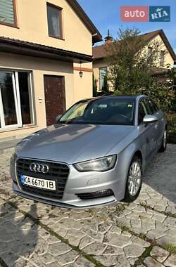 Седан Audi A3 2015 в 