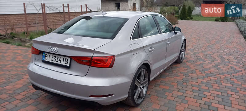 Седан Audi A3 2014 в Кременчуге