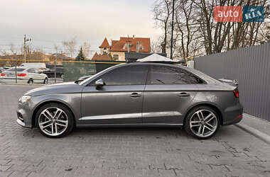 Седан Audi A3 2017 в 