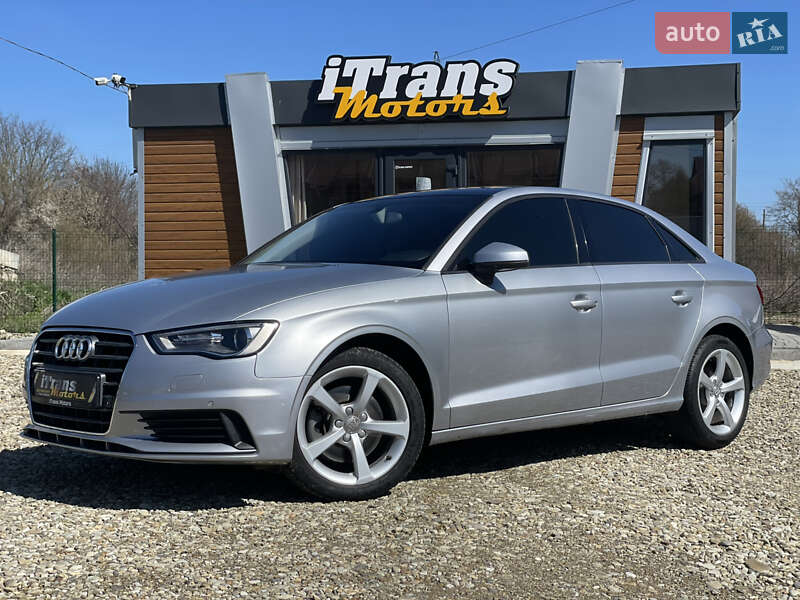 Седан Audi A3 2016 в Стрые
