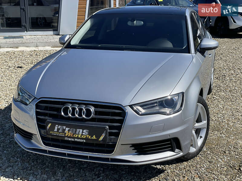Седан Audi A3 2016 в Стрые