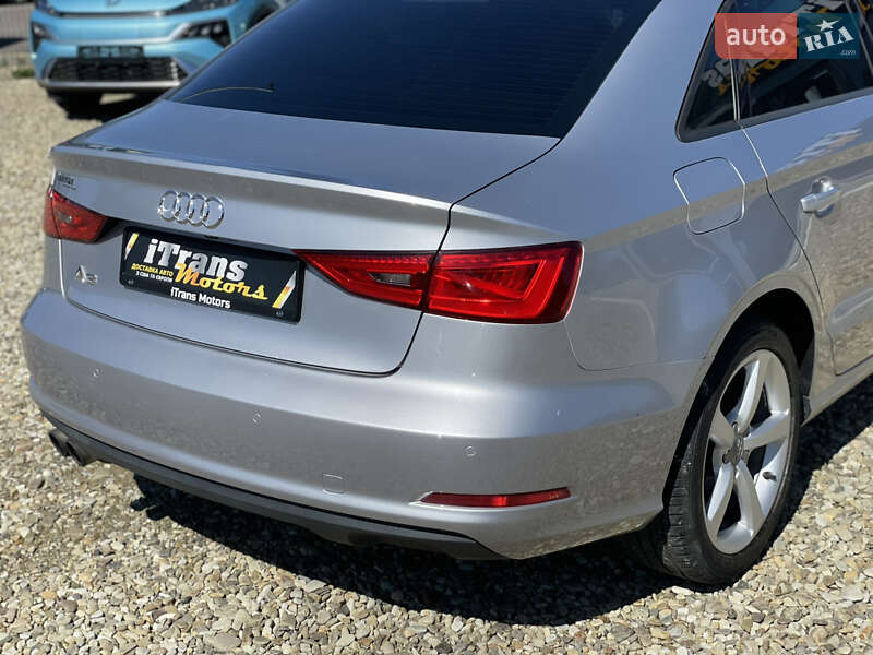 Седан Audi A3 2016 в Стрые