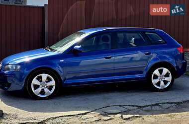 Хэтчбек Audi A3 2007 в 