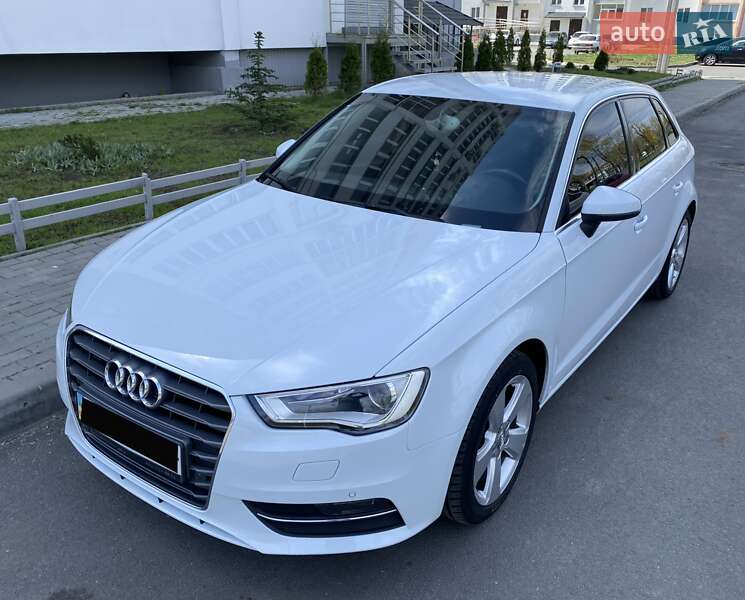 Хэтчбек Audi A3 2014 в Харькове
