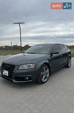 Хэтчбек Audi A3 2012 в 