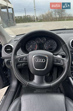 Хэтчбек Audi A3 2012 в 