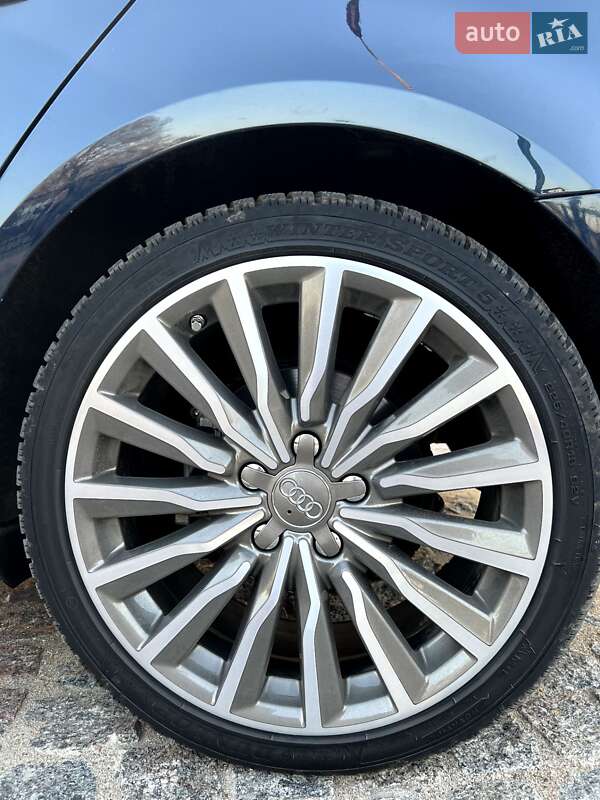 Хэтчбек Audi A3 2017 в Первомайске