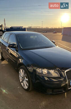 Хэтчбек Audi A3 2005 в 