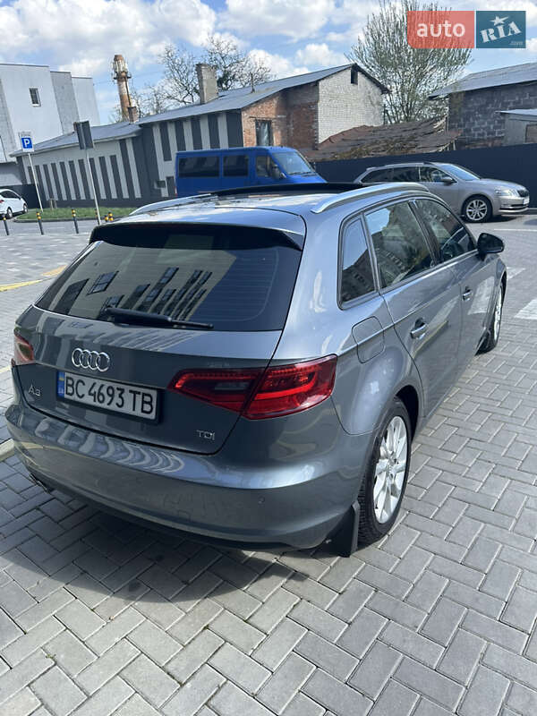 Хэтчбек Audi A3 2016 в Львове