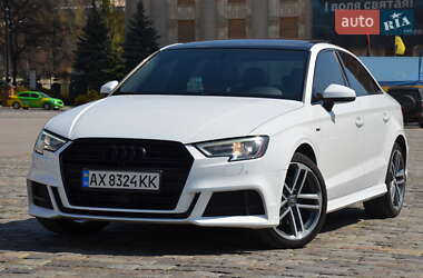 Седан Audi A3 2018 в 